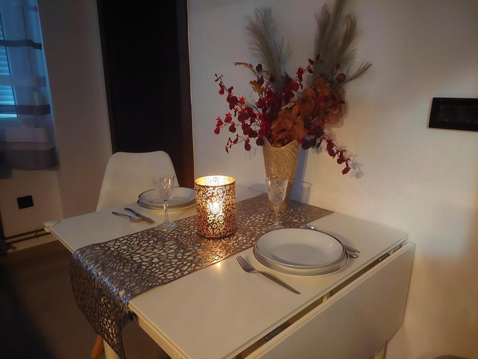 Apartments Onyx Sisak Buitenkant foto